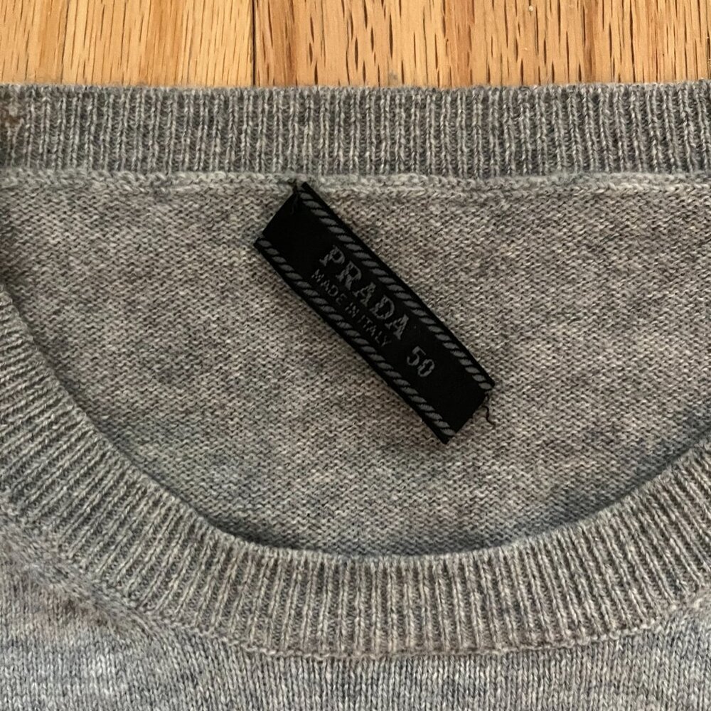 Vintage Prada Sweater: 2005 collection - Picture 2 of 4
